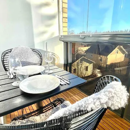 Apartment Iso Luksushuoneisto Forssan Kattojen Yllae