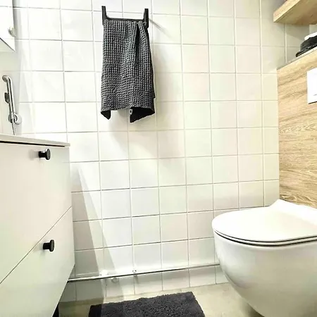 Apartment Iso Luksushuoneisto Forssan Kattojen Yllae